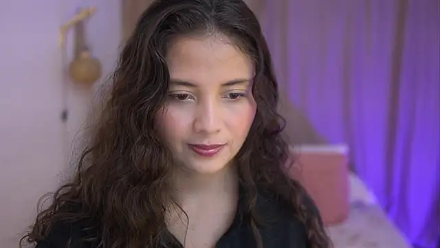 lirio05 online show from November 2025 06:10:02 PM