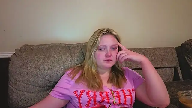 Snapshot of PhatAssBlond chatting on March 2026 02:42:02 PM PhatAssBlond online show from March 2026 02:42:02 PM