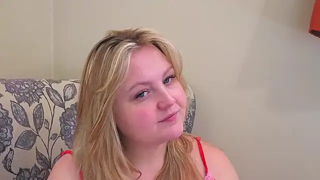 Snapshot of PhatAssBlond chatting on March 2026 07:06:02 PM PhatAssBlond online show from March 2026 07:06:02 PM