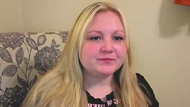 PhatAssBlond online show from April 2026 10:34:02 PM