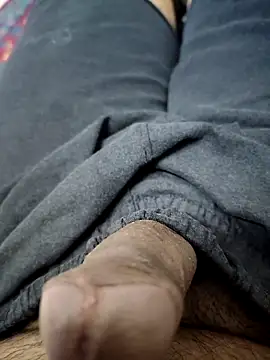 SplitPrestige19 online show from February 2026 07:41:01 PM