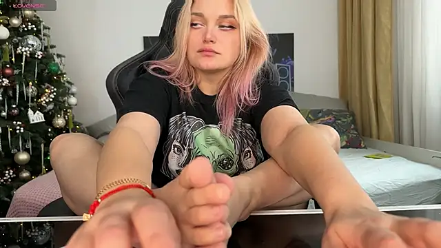 unicornsfeet online show from January 2025 09:30:02 AM