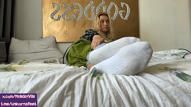 unicornsfeet online show from May 2026 10:42:02 AM