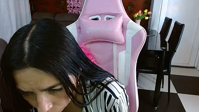 kendall all4u online show from March 2026 03:58:02 AM