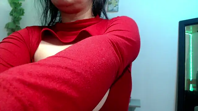 Donniia online show from June 2026 04:00:01 PM