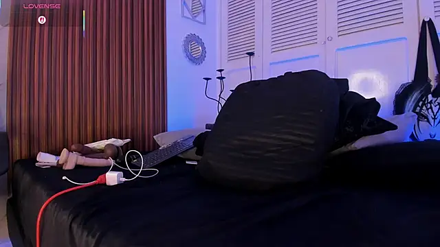 Snapshot of Emiilycollins chatting on February 2026 05:38:01 AM Emiilycollins online show from February 2026 05:38:01 AM