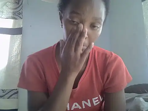 ElianeHot online show from September 2025 08:50:01 AM