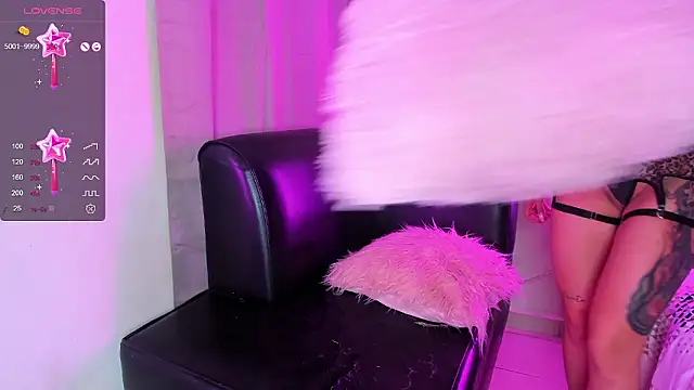 Snapshot of Gothic_slut-without_limit chatting on December 2024 08:49:01 AM Gothic slut-without limit online show from December 2024 08:49:01 AM