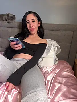 Snapshot of petitebarbiexxx chatting on October 2025 05:24:01 AM petitebarbiexxx online show from October 2025 05:24:01 AM