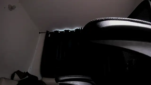 s sven03 online show from June 2026 10:41:01 PM