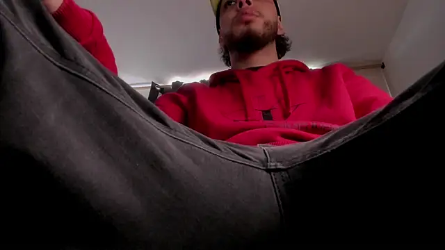 s sven03 online show from June 2026 08:18:01 PM