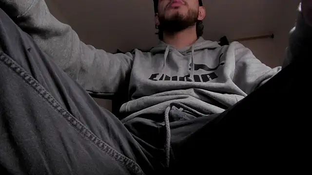 s sven03 online show from June 2026 11:42:01 PM