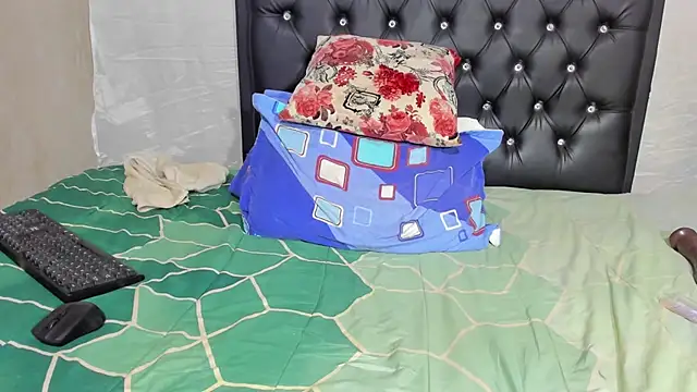 Darlyquenn11 online show from February 2025 12:17:02 PM