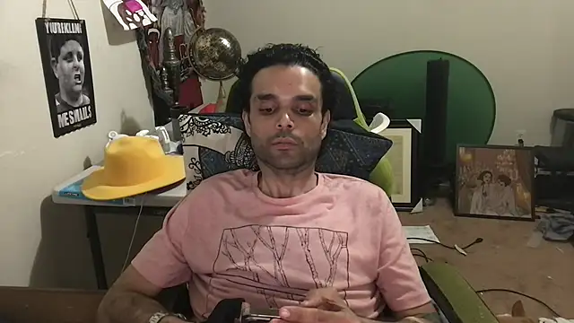 Snapshot of GForceSavage chatting on September 2025 01:42:02 AM GForceSavage online show from September 2025 01:42:02 AM