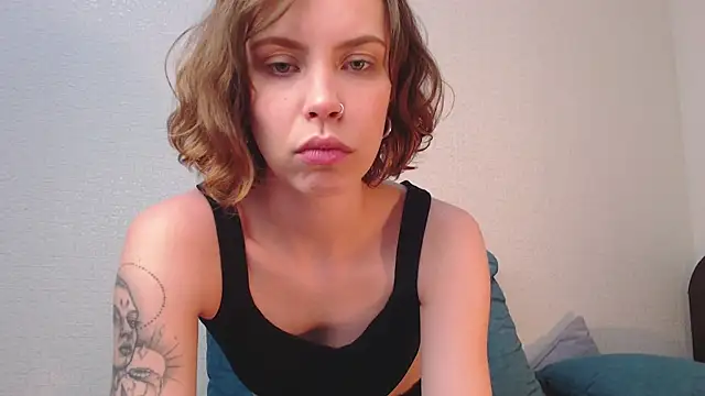 Snapshot of milly_ross chatting on October 2025 08:23:02 AM milly ross online show from October 2025 08:23:02 AM