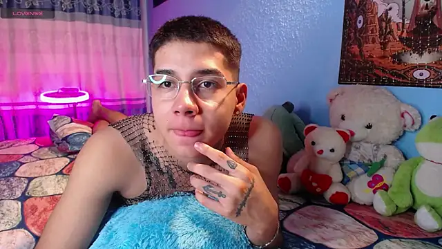 mexican cum online show from April 2026 01:04:01 AM