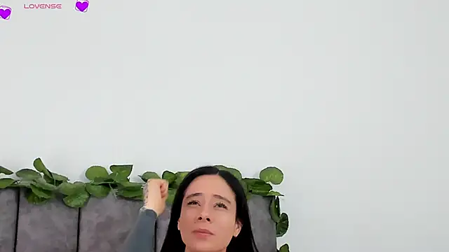 VeronicaTonu online show from December 2024 06:25:01 PM