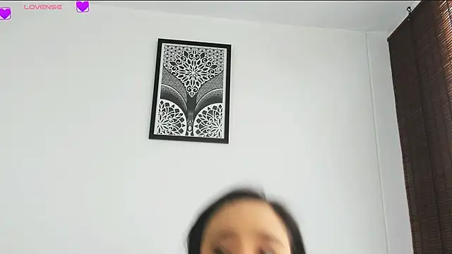 VeronicaTonu online show from June 2026 02:44:02 PM