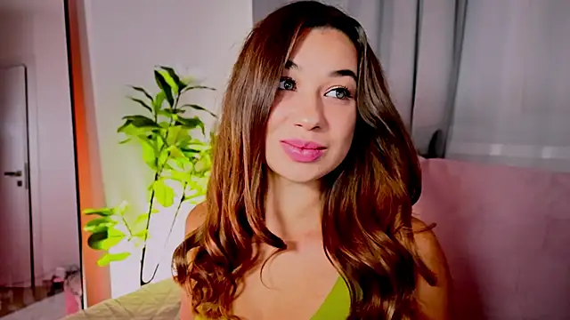 divetagrace online show from September 2025 08:56:02 PM