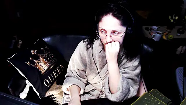Snapshot of Imperatriza chatting on April 2026 04:55:01 PM Imperatriza online show from April 2026 04:55:01 PM