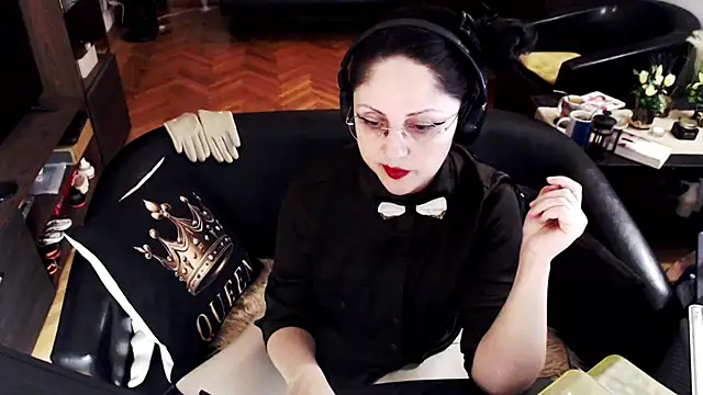 Snapshot of Imperatriza chatting on April 2026 06:58:01 PM Imperatriza online show from April 2026 06:58:01 PM