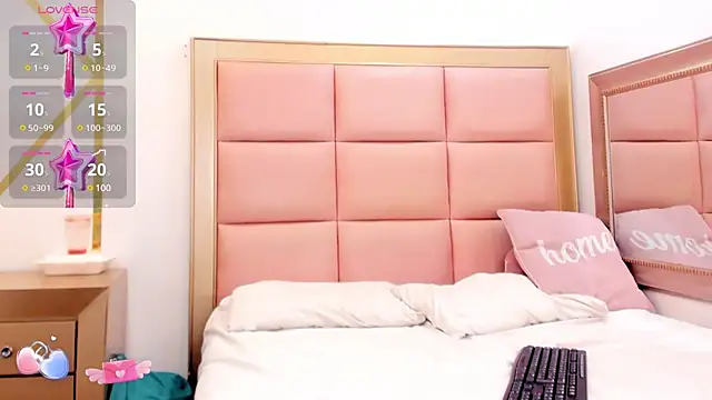 Mady-Edwards online show from December 2024 08:16:01 AM