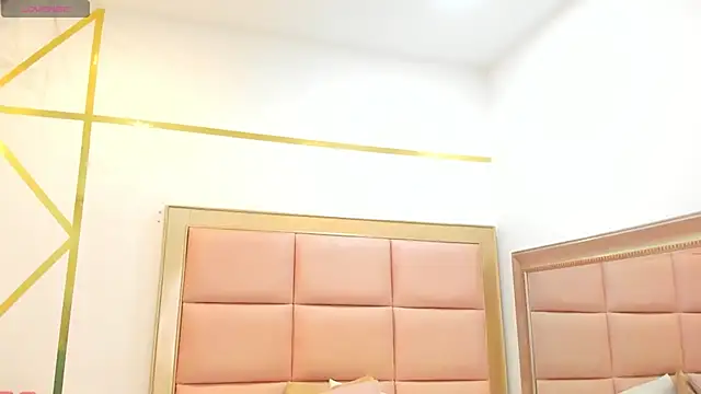 Mady-Edwards online show from January 2025 03:59:01 AM