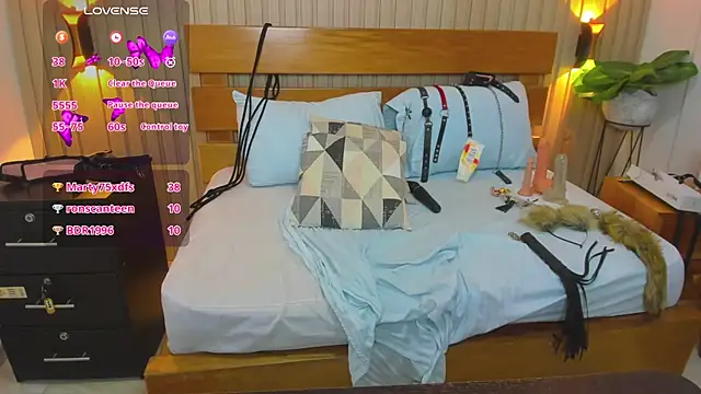 Snapshot of luciana_ballesteros_ chatting on February 2025 04:37:02 PM luciana ballesteros online show from February 2025 04:37:02 PM