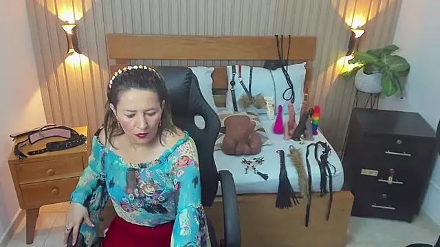 Snapshot of luciana_ballesteros_ chatting on October 2025 12:35:01 PM luciana ballesteros online show from October 2025 12:35:01 PM