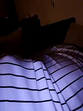 Snapshot of poussychats chatting on February 2026 08:40:01 PM poussychats online show from February 2026 08:40:01 PM