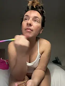 lyajoliee online show from January 2026 12:54:02 PM