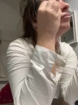 Snapshot of lyajoliee chatting on March 2026 08:42:02 AM lyajoliee online show from March 2026 08:42:02 AM