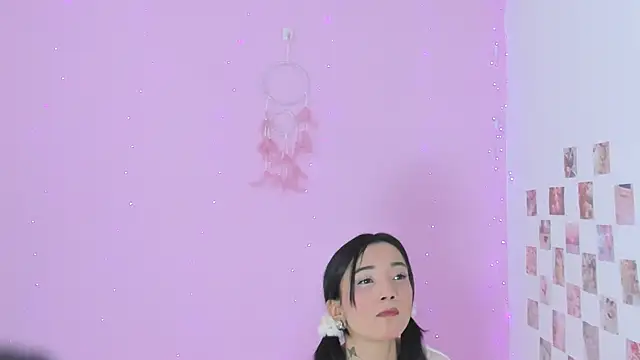 MIDORI BACK 01 online show from February 2025 07:55:01 PM