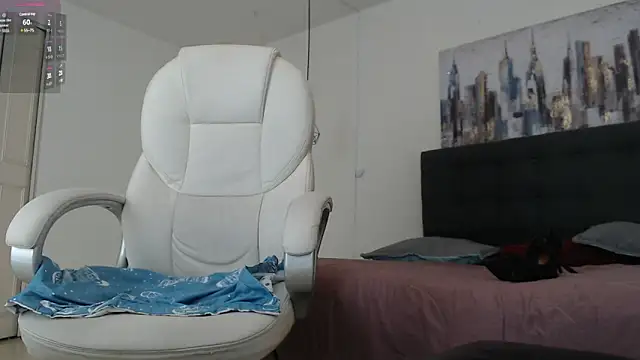 ghostwoman online show from January 2025 04:58:02 PM