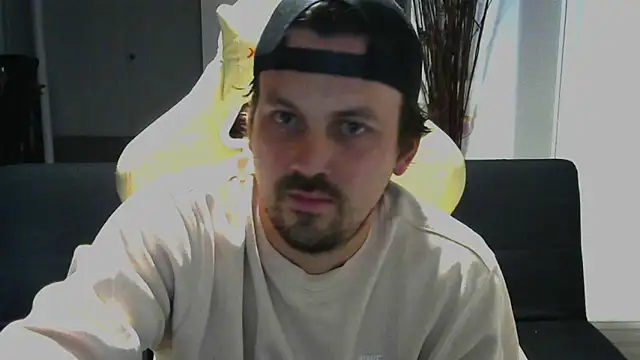 Snapshot of Tremblay_Simard chatting on November 2025 08:52:02 PM Tremblay Simard online show from November 2025 08:52:02 PM