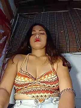 prettybella4u online show from June 2026 11:32:02 AM