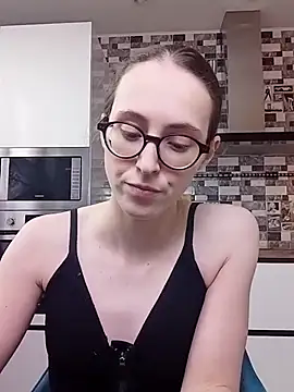 Snapshot of MartiniiSelenna chatting on February 2025 01:01:01 PM MartiniiSelenna online show from February 2025 01:01:01 PM