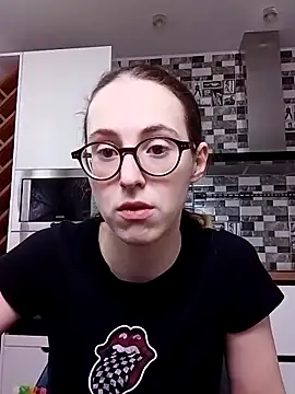 Snapshot of MartiniiSelenna chatting on February 2025 06:54:01 AM MartiniiSelenna online show from February 2025 06:54:01 AM