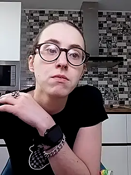 Snapshot of MartiniiSelenna chatting on February 2025 06:53:02 AM MartiniiSelenna online show from February 2025 06:53:02 AM