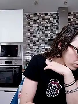 Snapshot of MartiniiSelenna chatting on February 2025 06:44:01 AM MartiniiSelenna online show from February 2025 06:44:01 AM