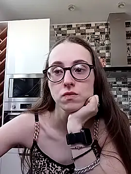 Snapshot of MartiniiSelenna chatting on February 2025 09:46:02 AM MartiniiSelenna online show from February 2025 09:46:02 AM