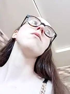 Snapshot of MartiniiSelenna chatting on February 2025 10:49:02 AM MartiniiSelenna online show from February 2025 10:49:02 AM