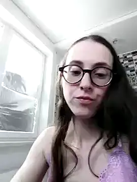 Snapshot of MartiniiSelenna chatting on February 2025 09:33:01 AM MartiniiSelenna online show from February 2025 09:33:01 AM