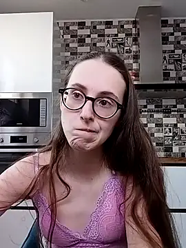 Snapshot of MartiniiSelenna chatting on February 2025 12:36:02 PM MartiniiSelenna online show from February 2025 12:36:02 PM