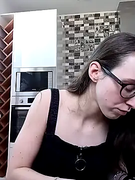 Snapshot of MartiniiSelenna chatting on February 2025 10:04:02 AM MartiniiSelenna online show from February 2025 10:04:02 AM