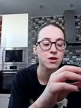 Snapshot of MartiniiSelenna chatting on February 2025 06:26:02 AM MartiniiSelenna online show from February 2025 06:26:02 AM