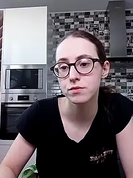 Snapshot of MartiniiSelenna chatting on February 2025 05:56:02 AM MartiniiSelenna online show from February 2025 05:56:02 AM