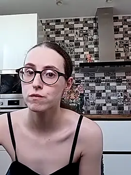 Snapshot of MartiniiSelenna chatting on March 2025 12:42:02 PM MartiniiSelenna online show from March 2025 12:42:02 PM