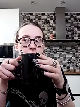 Snapshot of MartiniiSelenna chatting on March 2025 06:40:02 AM MartiniiSelenna online show from March 2025 06:40:02 AM