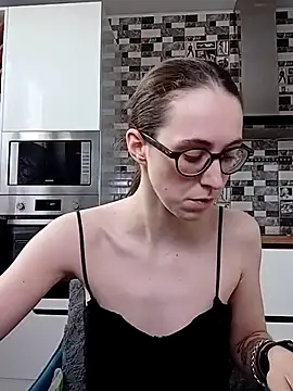 Snapshot of MartiniiSelenna chatting on March 2025 12:51:01 PM MartiniiSelenna online show from March 2025 12:51:01 PM